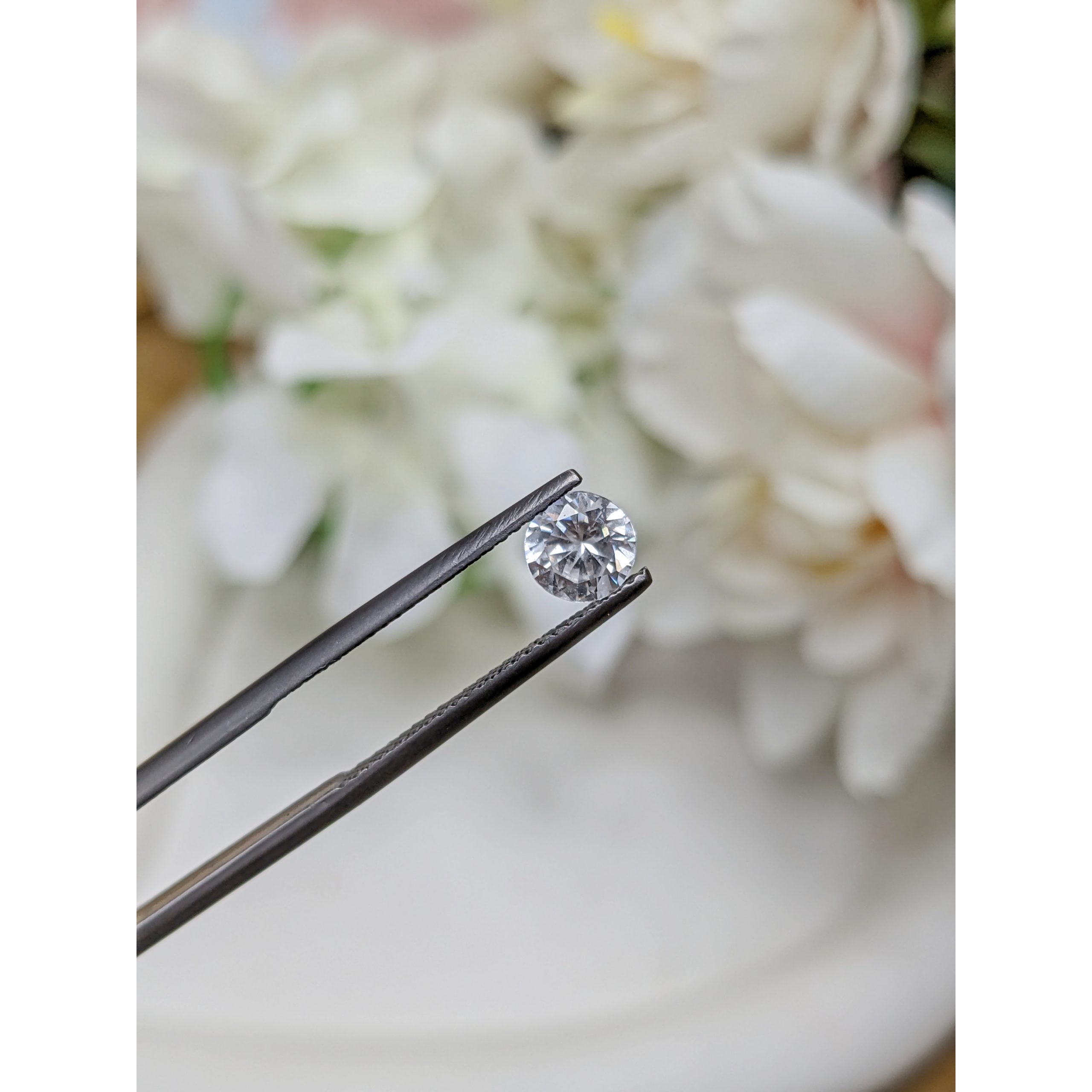 1.02 Ct. White Zircon - Image 2