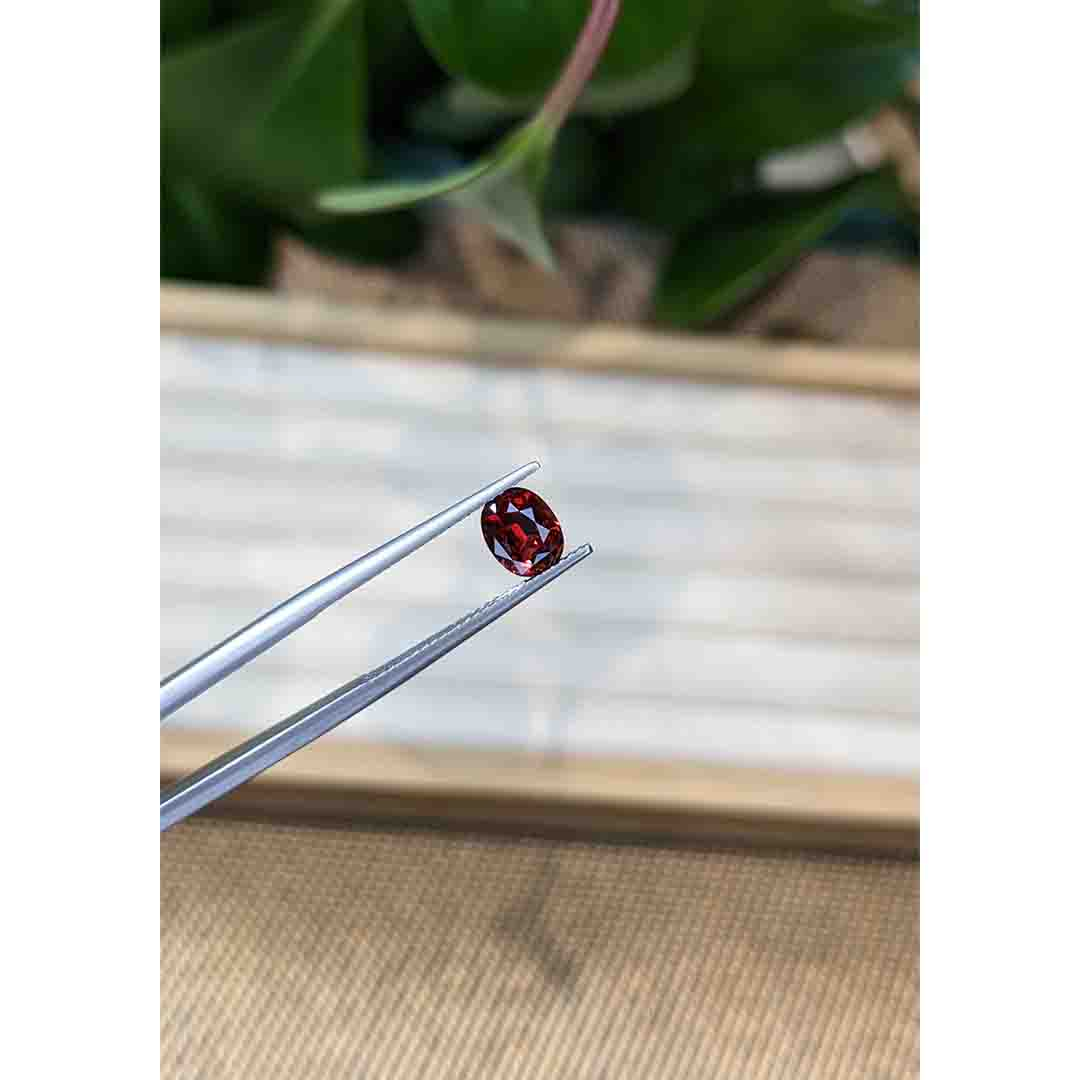 1.47 Ct. Red Garnet - Image 3