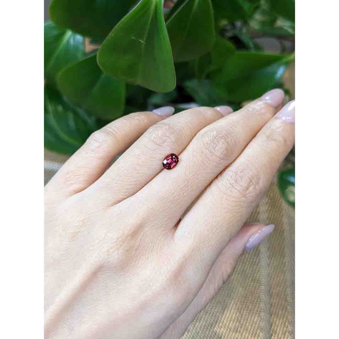 0.86 Ct. Pinkish Purple Rhodolite Garnet - Image 3