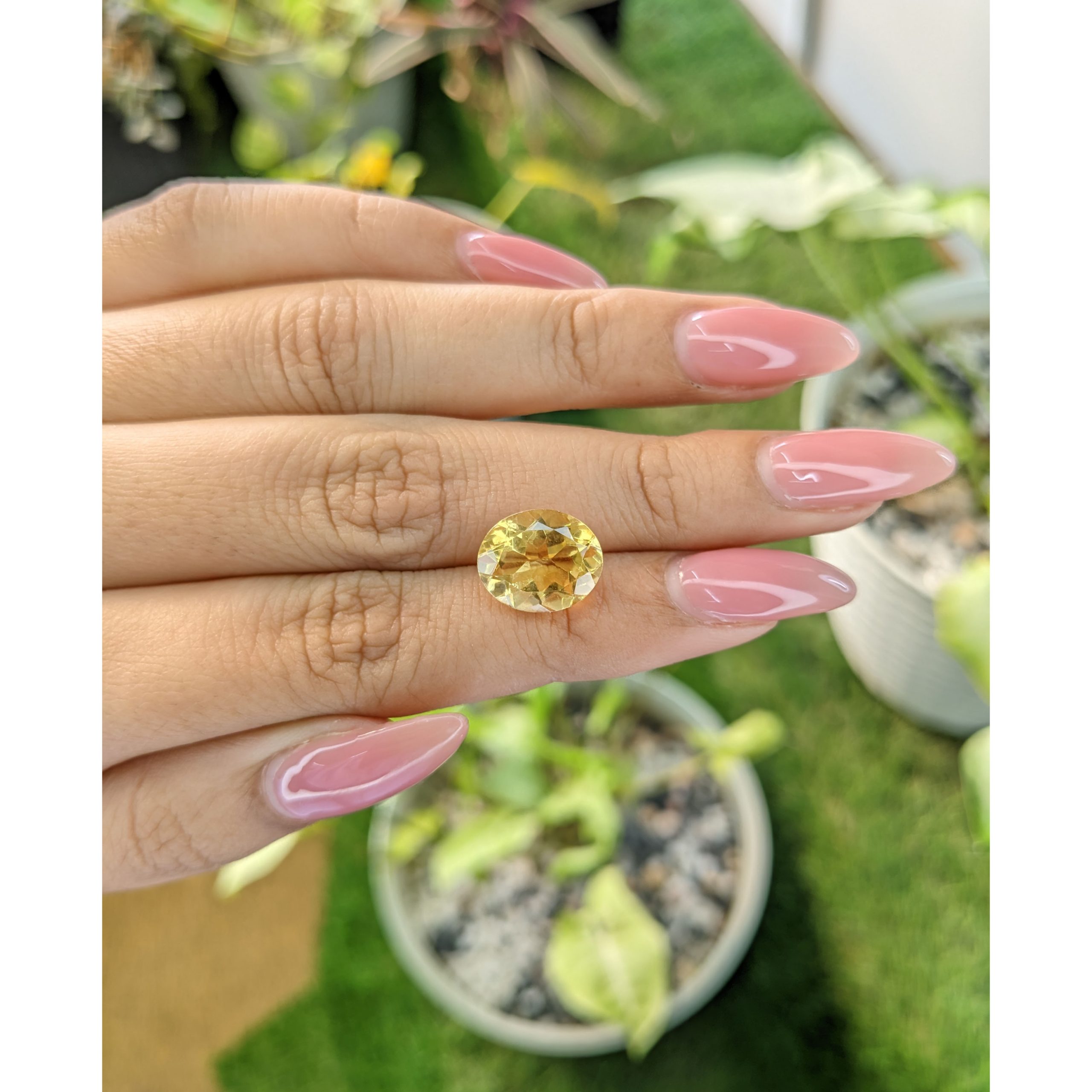 4.37 Ct. Yellow Citrine - Image 2