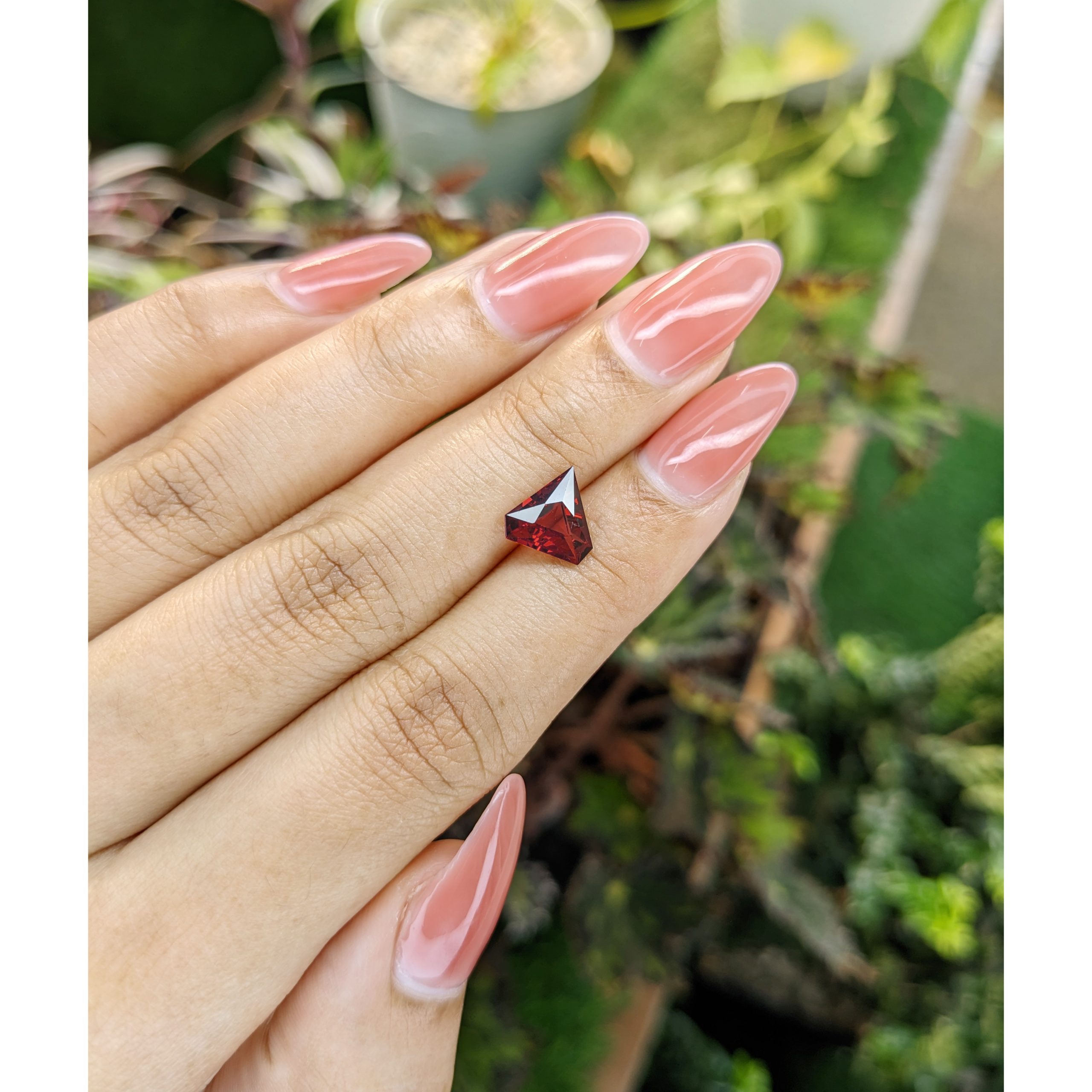 1.74 Ct. Red Garnet - Image 3
